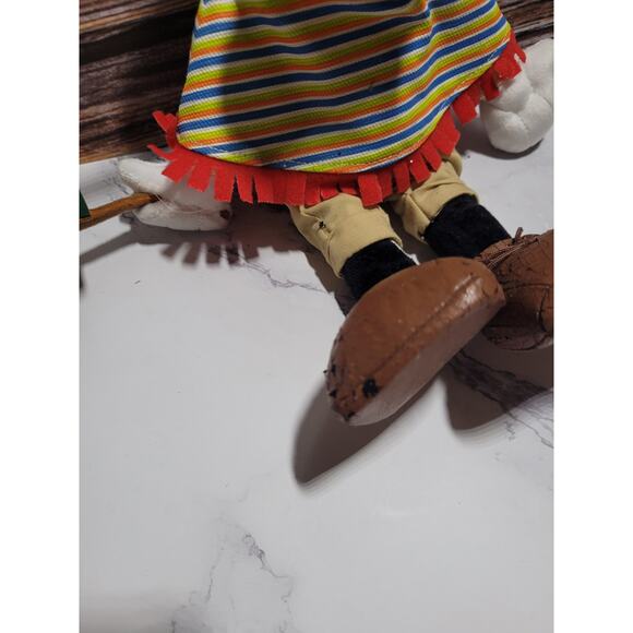 Disney Goofy plush Mexico outfit with flag Epcot around the world showcase - Picture 2 of 5